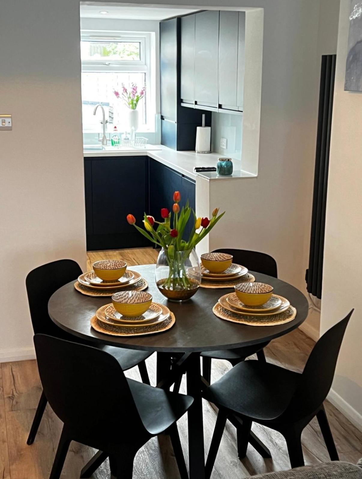 Modern 2 Bed House In Rainham, Kent - Central Location Rainham  Εξωτερικό φωτογραφία